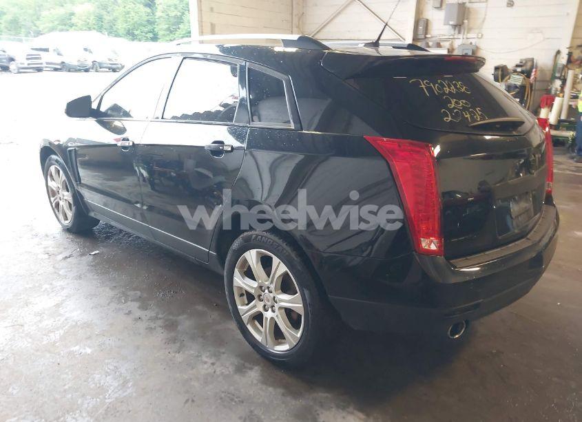 Photo 3 of 2014 Cadillac Srx PERFORMANCE COLLECTION (VIN 3GYFNFE39ES659013)
