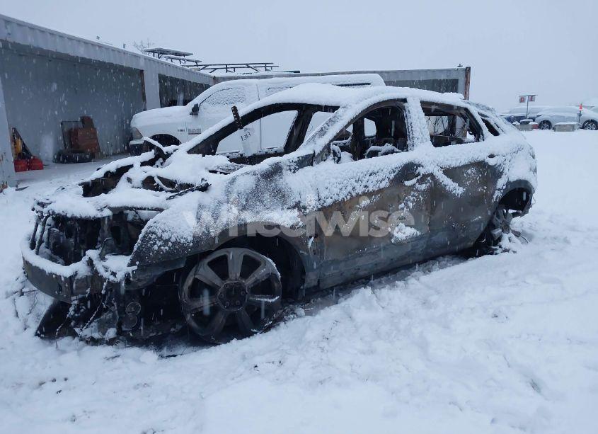 Photo 2 of 2014 Cadillac Srx PERFORMANCE COLLECTION (VIN 3GYFNFE3XES687077)