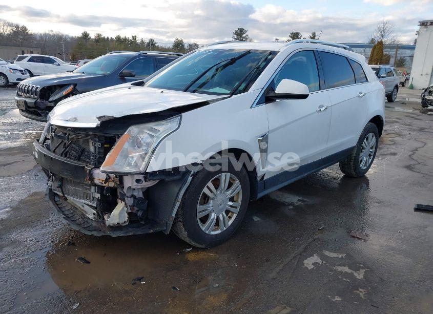 Photo 2 of 2013 Cadillac Srx LUXURY COLLECTION (VIN 3GYFNGE31DS512169)