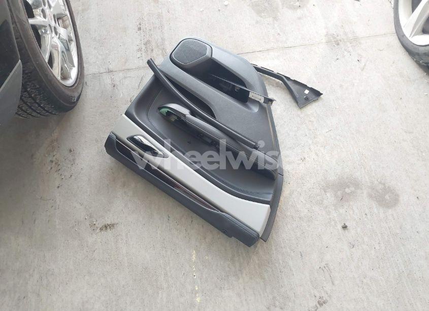 Photo 12 of 2014 Cadillac Srx PREMIUM COLLECTION (VIN 3GYFNGE34ES568737)