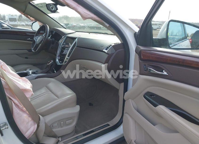 Photo 5 of 2015 Cadillac Srx PREMIUM COLLECTION (VIN 3GYFNGE34FS612690)