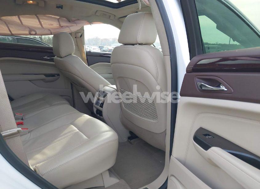 Photo 8 of 2015 Cadillac Srx PREMIUM COLLECTION (VIN 3GYFNGE34FS612690)