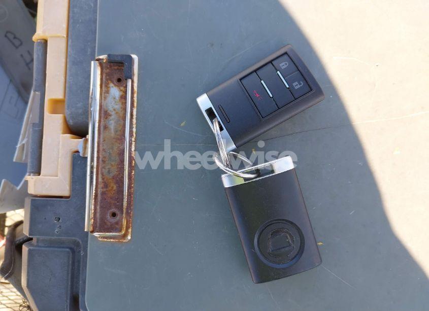 Photo 11 of 2012 Cadillac Srx STANDARD (VIN 3GYFNGE37CS530044)