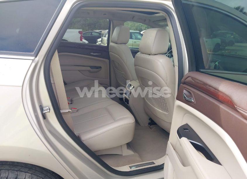 Photo 8 of 2015 Cadillac Srx PREMIUM COLLECTION (VIN 3GYFNGE37FS571665)