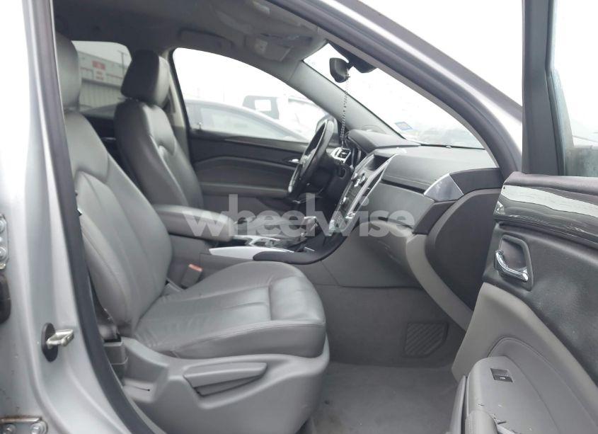 Photo 5 of 2010 Cadillac Srx STANDARD (VIN 3GYFNGEY9AS574541)