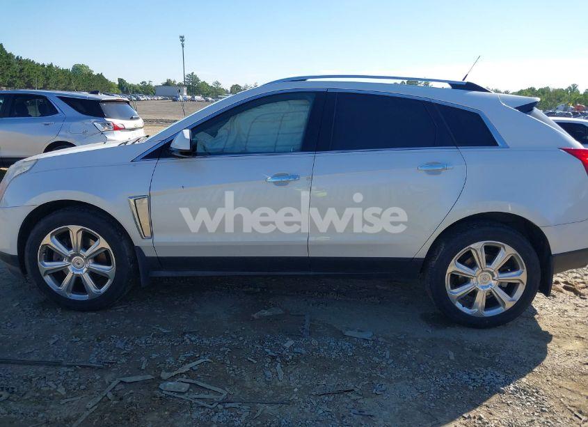 Photo 14 of 2013 Cadillac Srx PERFORMANCE COLLECTION (VIN 3GYFNHE31DS597987)