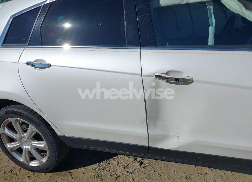 Photo 6 of 2013 Cadillac Srx PERFORMANCE COLLECTION (VIN 3GYFNHE31DS597987)