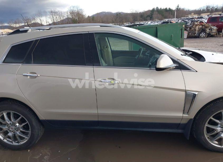 Photo 13 of 2013 Cadillac Srx PERFORMANCE COLLECTION (VIN 3GYFNHE31DS645455)