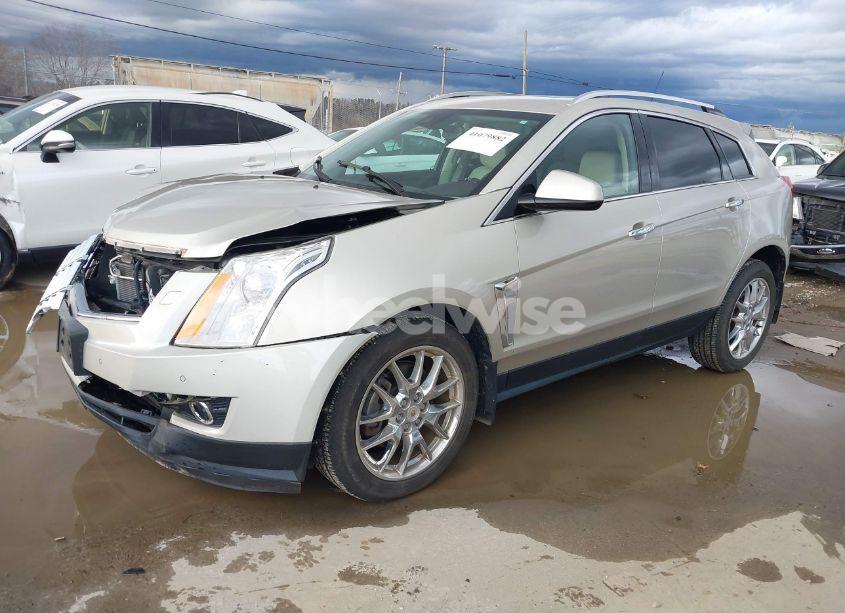 Photo 2 of 2013 Cadillac Srx PERFORMANCE COLLECTION (VIN 3GYFNHE31DS645455)