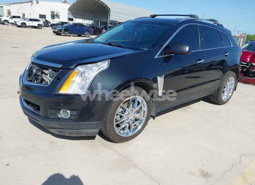 Photo 2 of 2013 Cadillac Srx PERFORMANCE COLLECTION (VIN 3GYFNHE35DS548632)