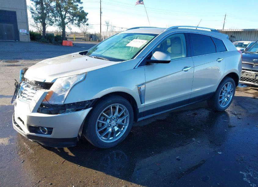 Photo 2 of 2013 Cadillac Srx PERFORMANCE COLLECTION (VIN 3GYFNHE37DS645590)