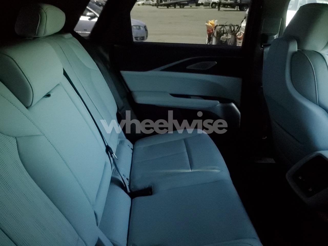 Photo 11 of 2024 CADILLAC LYRIQ SPORT (VIN 3GYK3DMR2SS207690)