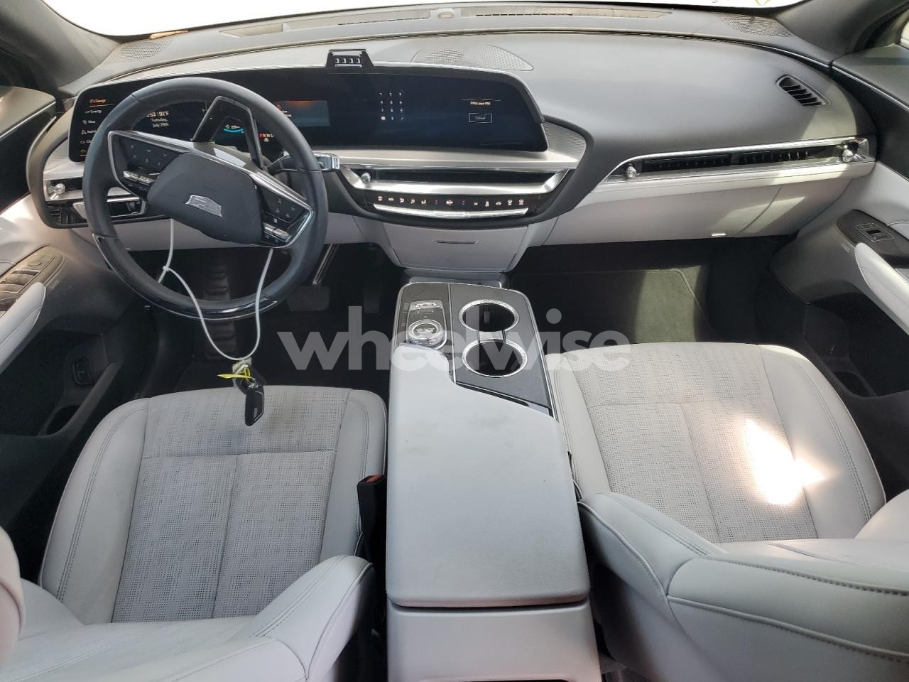 Photo 8 of 2024 CADILLAC LYRIQ SPORT (VIN 3GYK3DMR2SS207690)