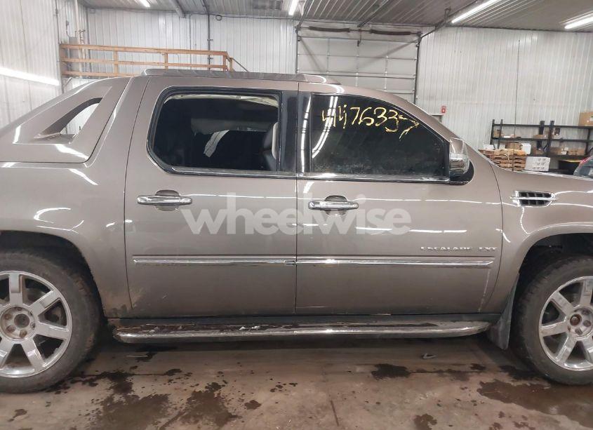 Photo 14 of 2011 Cadillac Escalade EXT LUXURY (VIN 3GYT4MEF4BG222118)