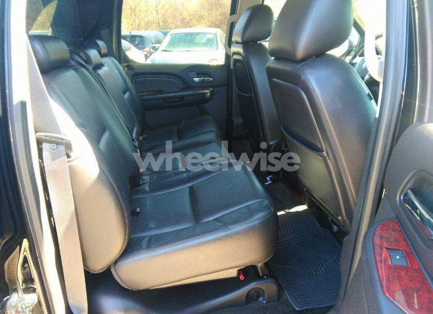 Photo 8 of 2011 Cadillac Escalade EXT PREMIUM (VIN 3GYT4NEF4BG403337)