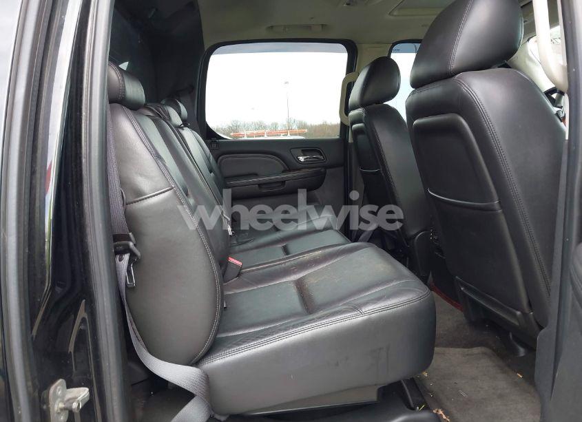 Photo 8 of 2010 Cadillac Escalade EXT LUXURY (VIN 3GYVKMEF6AG285931)