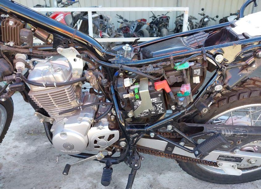 Photo 9 of 2023 Honda Xr150l E (VIN 3H1KD1313PD006899)