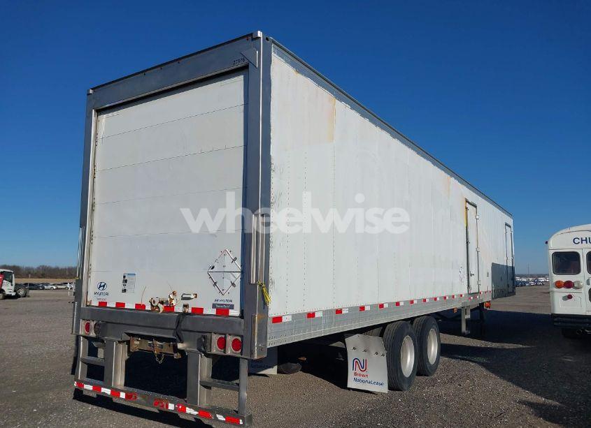 Photo 4 of 2017 Hyundai Translead INC REEFER SEMI TRAILER (VIN 3H3V482C6HT821007)