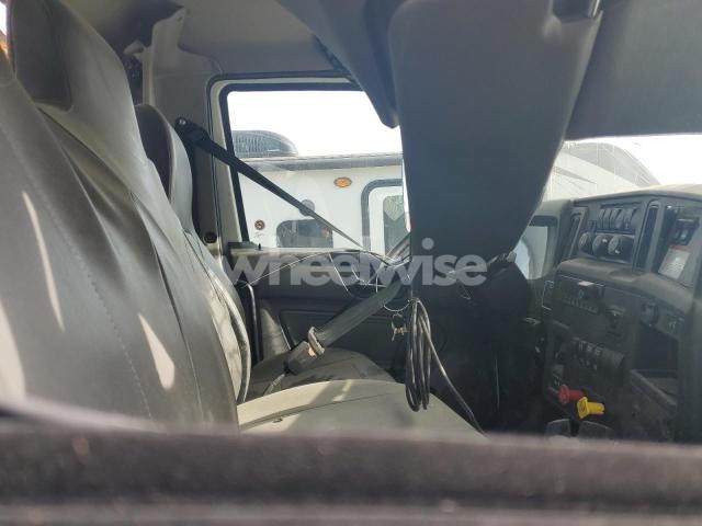 Photo 4 of 2023 INTERNATIONAL HV507 DIGGER DERRICK TRUCK N/A (VIN 3HAEHTAT1PL302222)