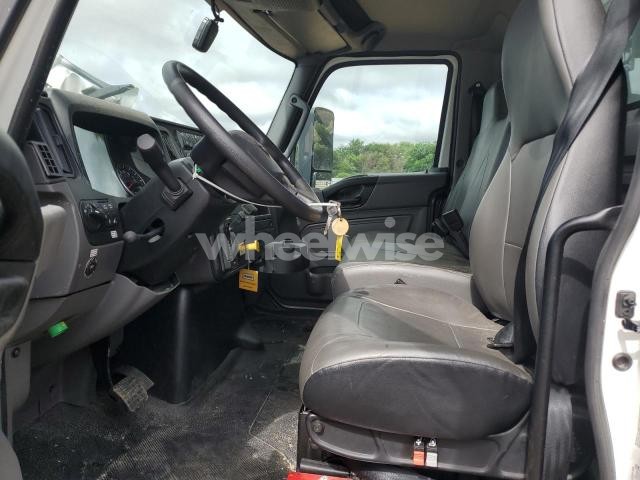 Photo 11 of 2024 INTERNATIONAL MV607 (VIN 3HAEUMML0RL762696)