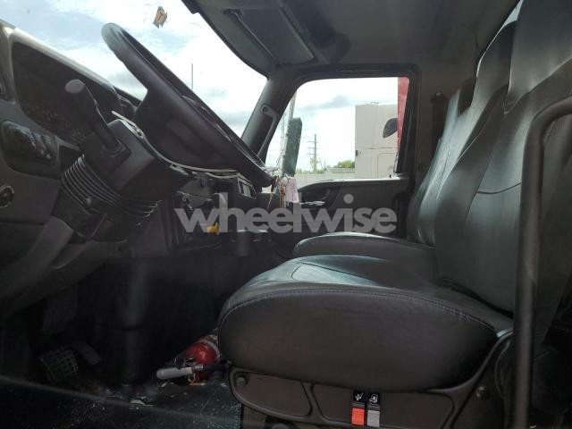 Photo 5 of 2019 INTERNATIONAL MV607 (VIN 3HAEUMML2KL175129)