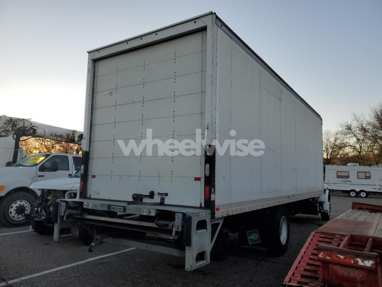 Photo 4 of 2021 INTERNATIONAL MV607 BOX TRUCK (VIN 3HAEUMML5ML200091)