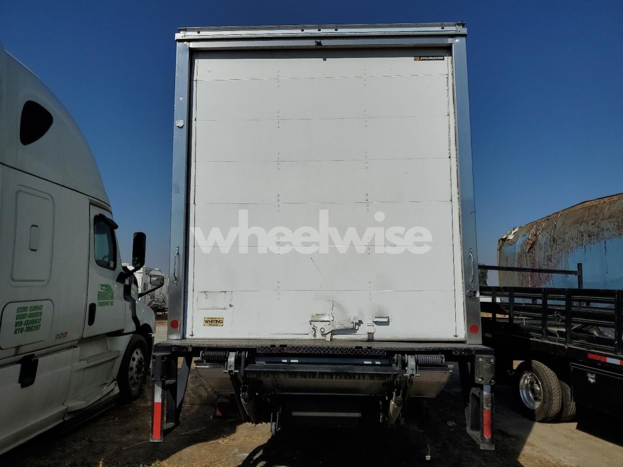 Photo 6 of 2022 INTERNATIONAL MV607 (VIN 3HAEUMML5NL270188)