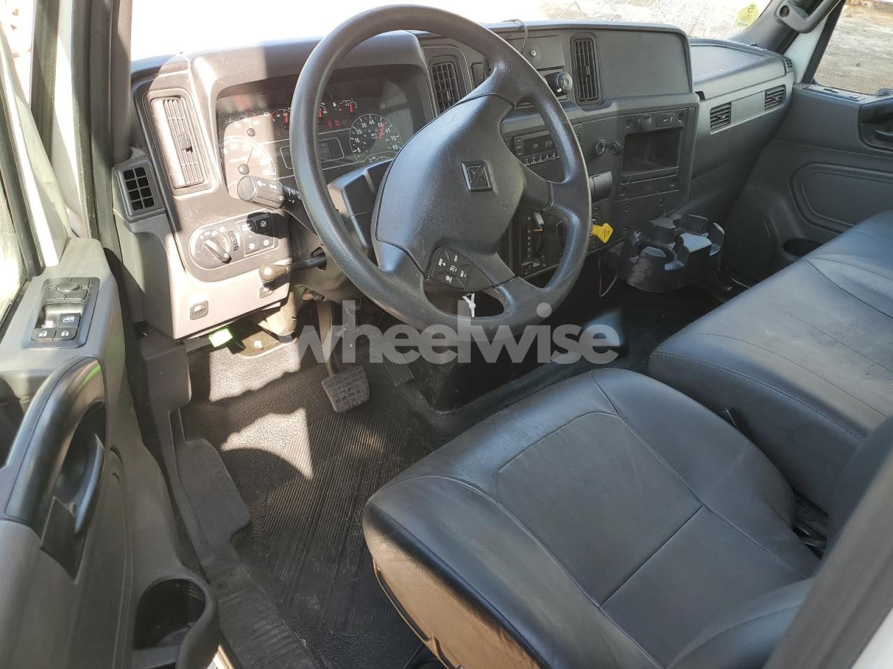 Photo 8 of 2022 INTERNATIONAL MV607 (VIN 3HAEUMML5NL270188)