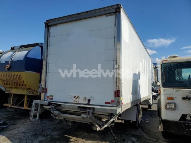 Photo 2 of 2021 INTERNATIONAL MV607 BOX TRUCK (VIN 3HAEUMML8ML389416)