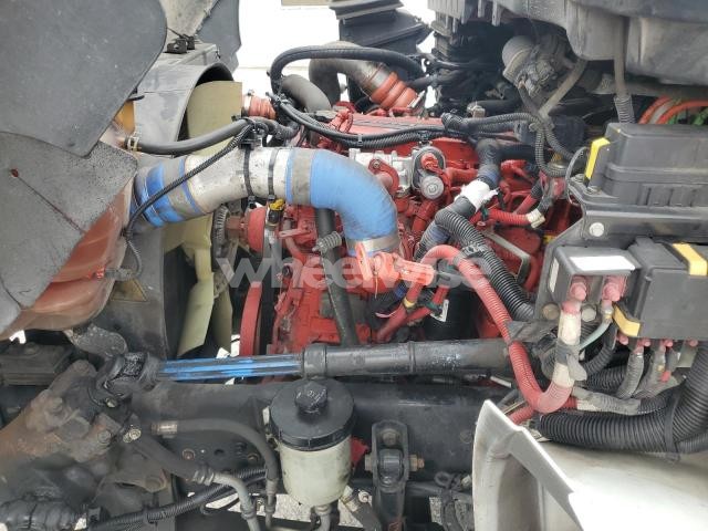 Photo 5 of 2020 INTERNATIONAL MV607 - BOX TRUCK (VIN 3HAEUMMN5LL414353)