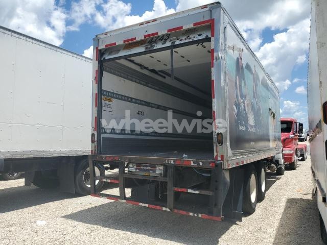 Photo 4 of 2022 INTERNATIONAL MV607 REFRIGERATED TRUCK (VIN 3HAEVTARXNL404743)