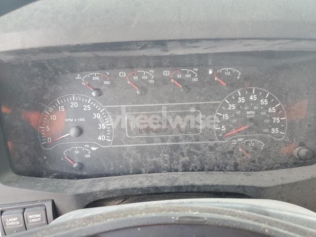 Photo 5 of 2022 INTERNATIONAL MV607 REFRIGERATED TRUCK (VIN 3HAEVTARXNL404743)