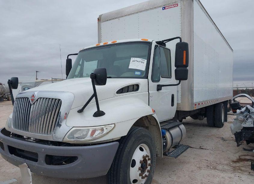 Photo 2 of 2019 International Durastar 4300 (VIN 3HAMMMML5KL700390)