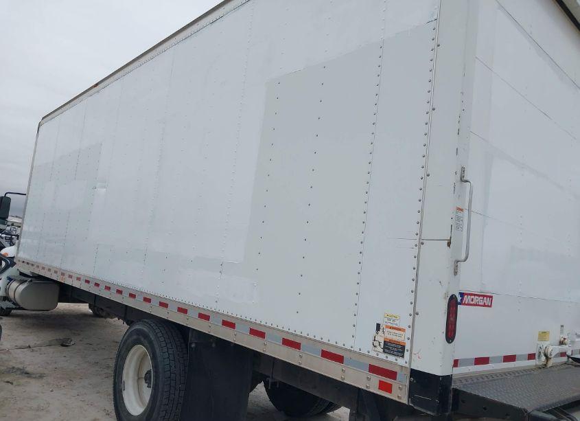 Photo 3 of 2019 International Durastar 4300 (VIN 3HAMMMML5KL700390)