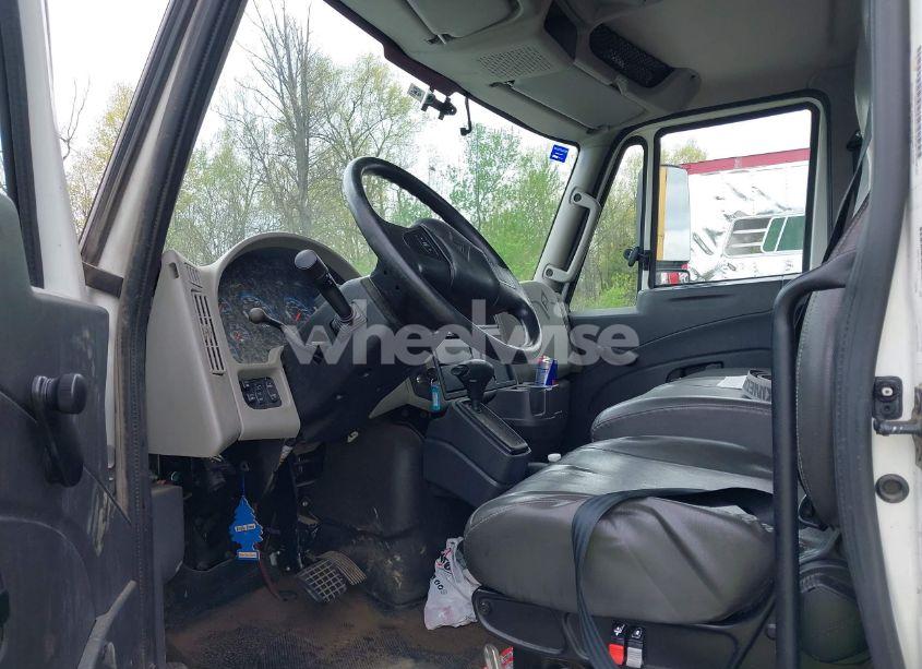 Photo 6 of 2016 International 4000 4300 (VIN 3HAMMMMM6GL077622)