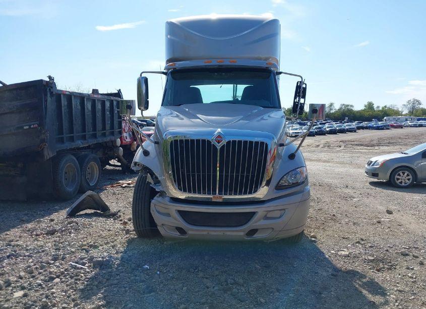 Photo 13 of 2017 International Prostar+ (VIN 3HCDJAPR6HL654107)