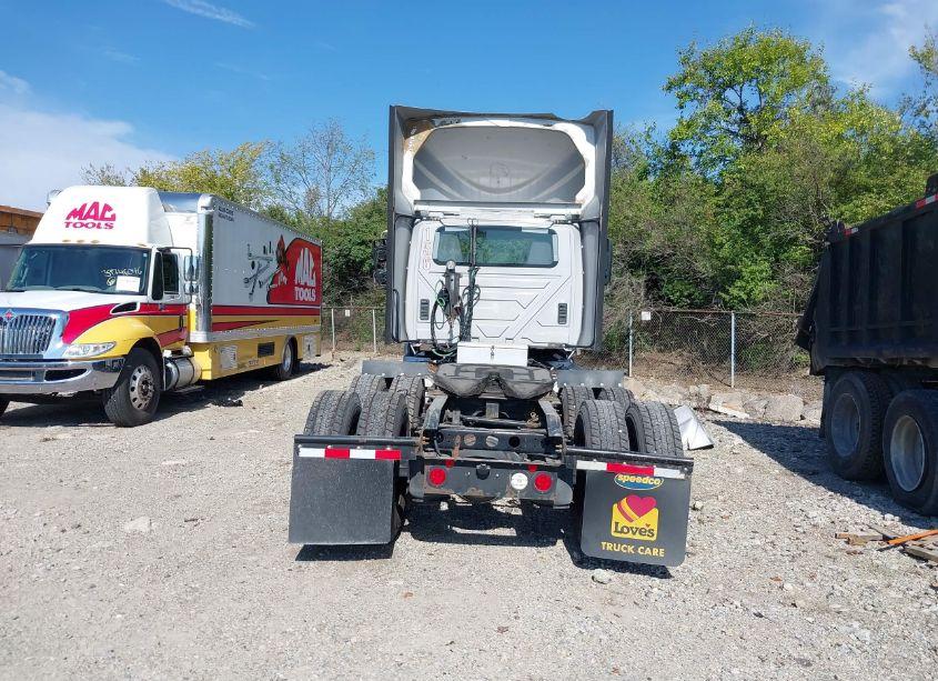 Photo 16 of 2017 International Prostar+ (VIN 3HCDJAPR6HL654107)