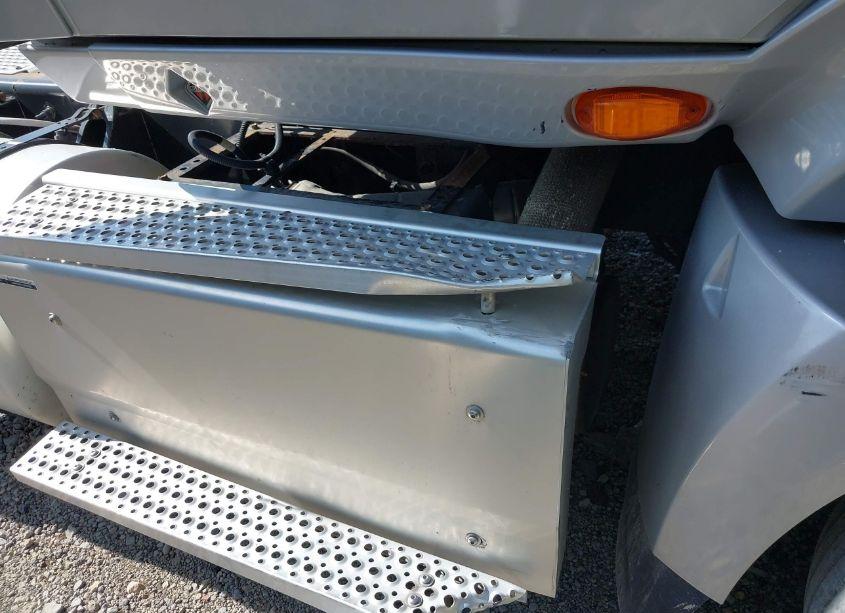 Photo 17 of 2017 International Prostar+ (VIN 3HCDJAPR6HL654107)