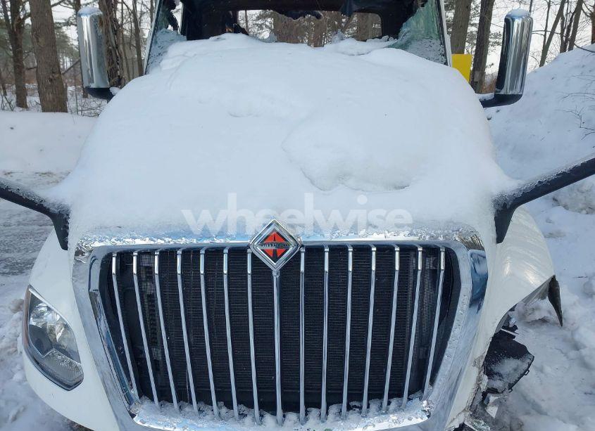 Photo 9 of 2019 International Lt (VIN 3HCDZAPRXKL392138)