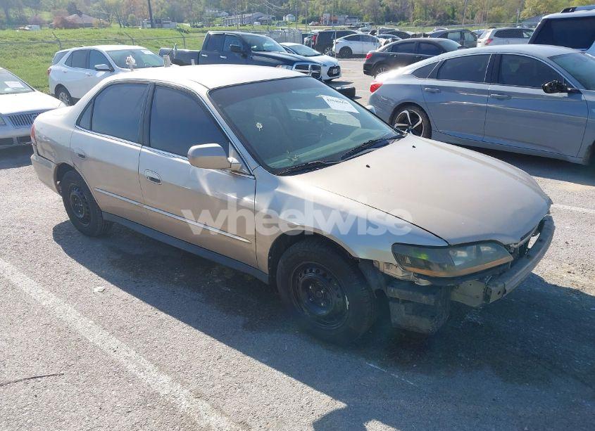 2002 Honda Accord 2.3 LX (VIN 3HGCG56412G702456) main photo