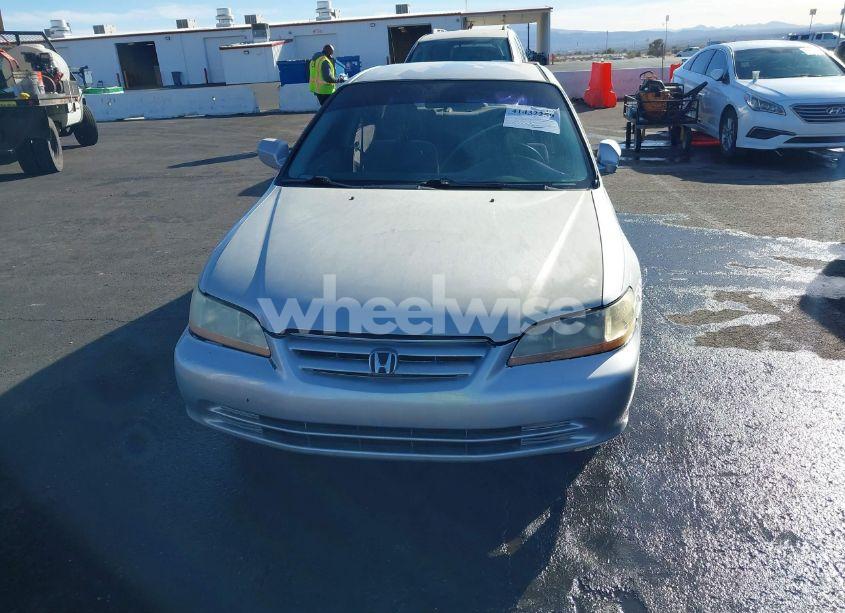 Photo 6 of 2002 Honda Accord 2.3 LX (VIN 3HGCG56412G705423)