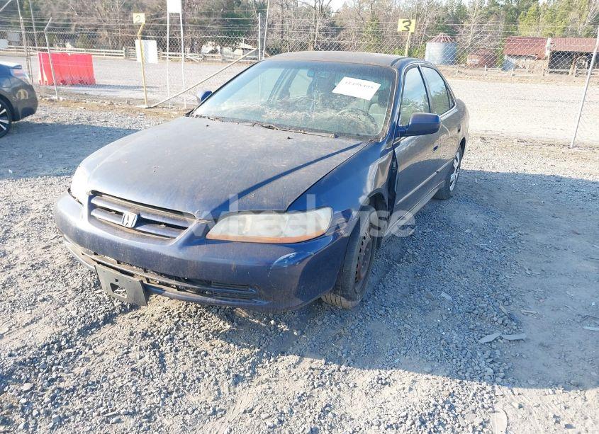 Photo 2 of 2002 Honda Accord 2.3 LX (VIN 3HGCG56442G701723)