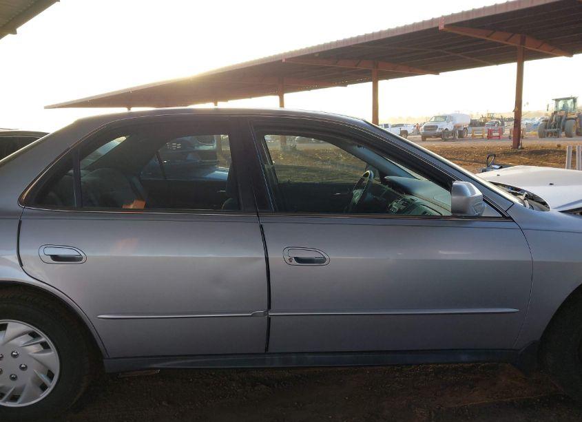 Photo 14 of 2002 Honda Accord 2.3 LX (VIN 3HGCG56442G705934)