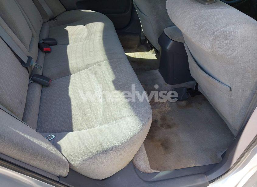 Photo 8 of 2002 Honda Accord 2.3 LX (VIN 3HGCG56462G703845)