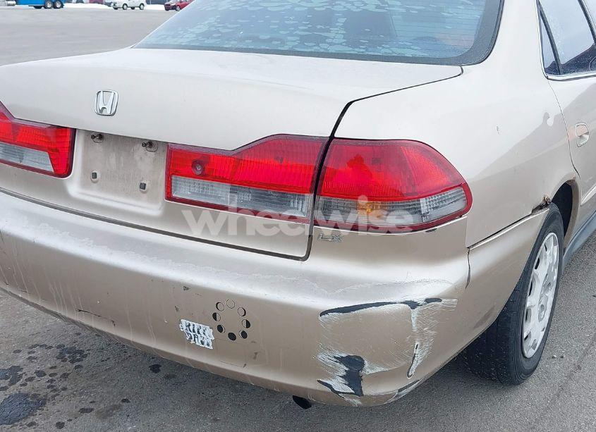 Photo 6 of 2002 Honda Accord 2.3 LX (VIN 3HGCG56472G703238)