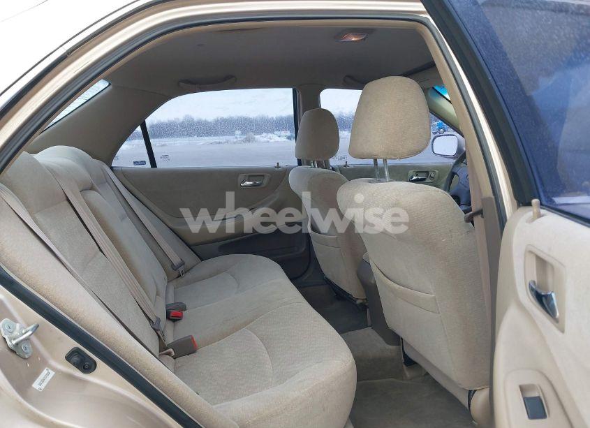 Photo 8 of 2002 Honda Accord 2.3 LX (VIN 3HGCG56472G703238)