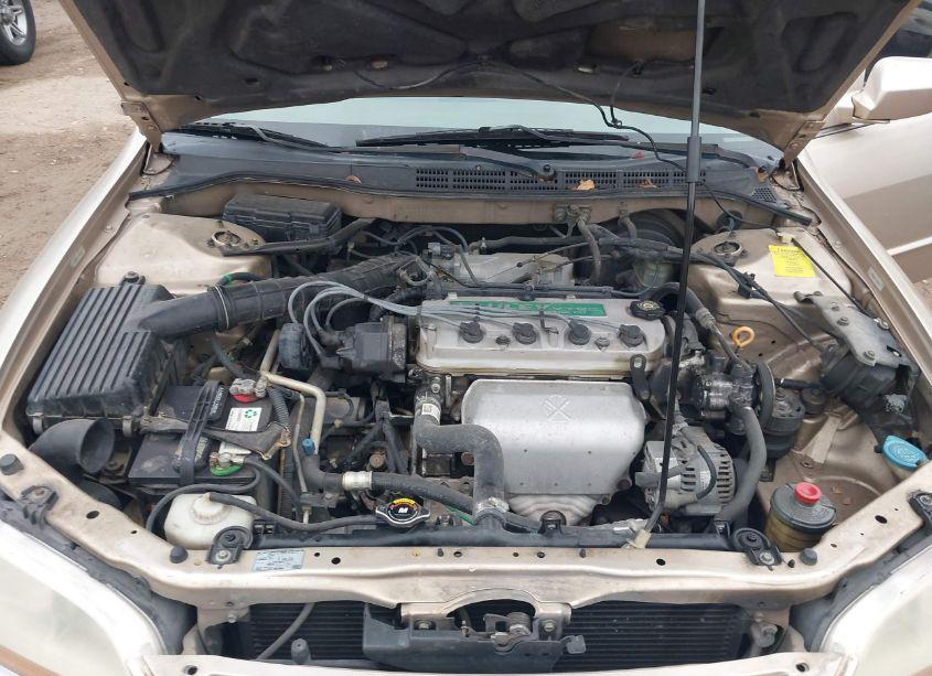 Photo 10 of 2001 Honda Accord 2.3 LX (VIN 3HGCG66501G701571)