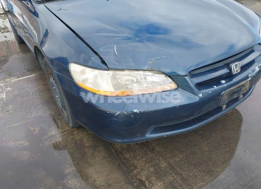 Photo 6 of 2000 Honda Accord SDN (VIN 3HGCG6650YG700852)