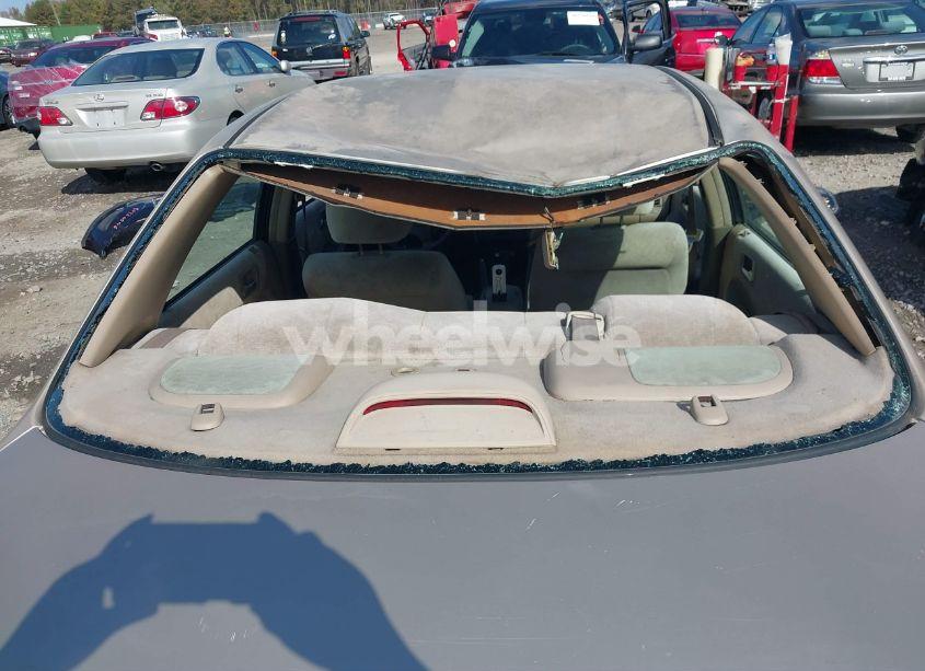 Photo 6 of 2001 Honda Accord 2.3 LX (VIN 3HGCG66511G711526)