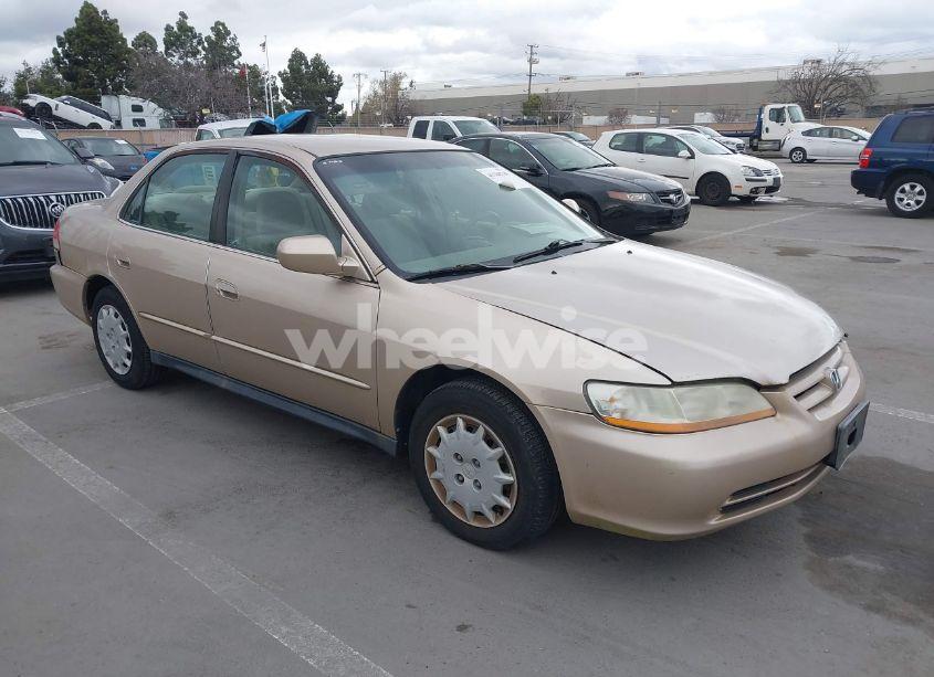 2002 Honda Accord 2.3 LX (VIN 3HGCG66512G700480) main photo